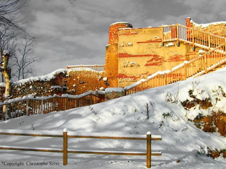 Sous Le Chateau Montaut  Exterior photo